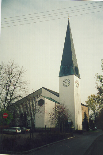 Foto der kath. Pfarrkirche Christkönig in Augsburg