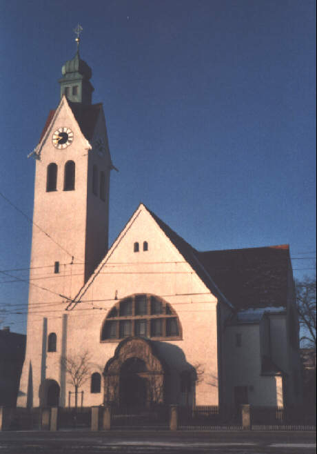 Foto der evang. Christuskirche in Augsburg