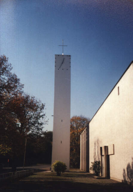 Foto der kath. Pfarrkirche Zum Heiligsten Erlöser in Augsburg