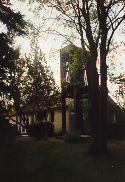 Foto der evang. Kirche St. Johannes in Augsburg-Inningen