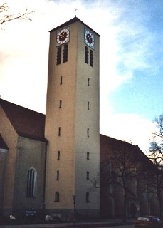 Foto der kath. Pfarrkirche St. Konrad in Augsburg