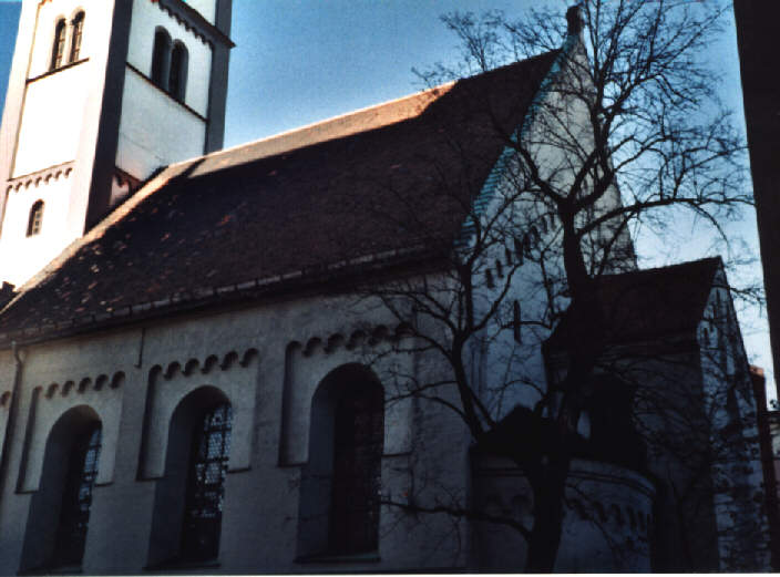 Foto der kath. Kirche St. Peter am Perlach in Augsburg