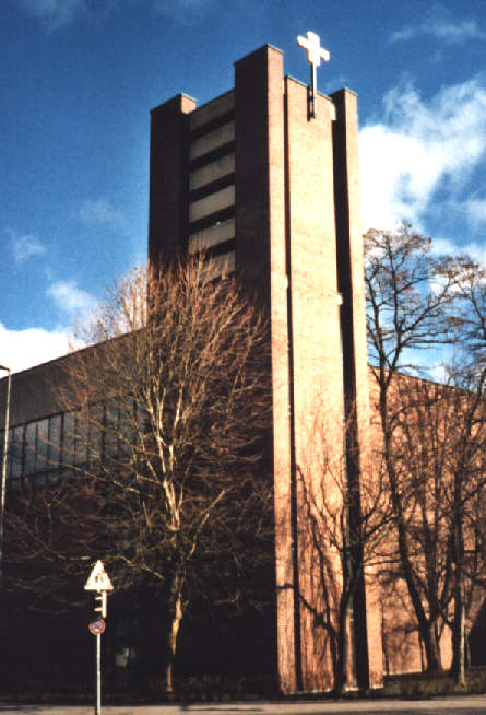 Foto der kath. Pfarrkirche St. Pius in Augsburg