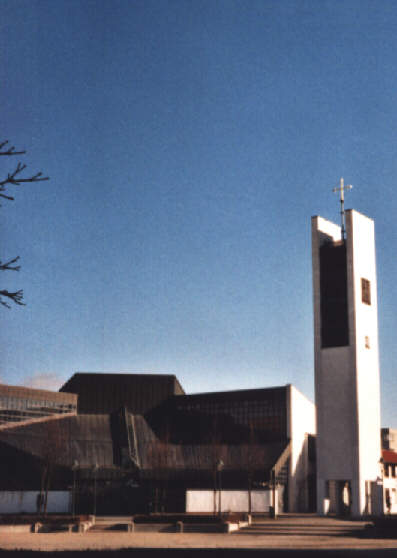 Foto der kath. Pfarrkirche Zum Guten Hirten in Augsburg