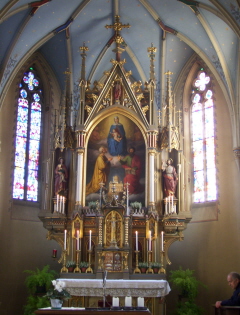 Foto vom Altarraum in St. Peter und Paul in Zell-Woringen