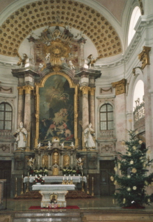 Foto vom Hochaltar in St. Tertulin in Schlehdorf