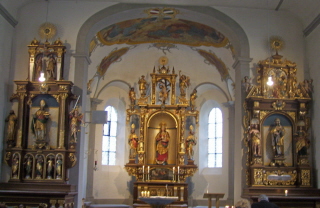 Foto vom Altarraum in der Frauenbergkapelle in Bad Waldsee
