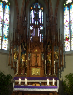 Foto vom Altar in St. Ulrich in Seibranz