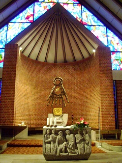 Foto vom Altarraum in St. Matthäus in Bamberg