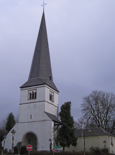 Foto vom Turm von St. Andreas in Bonn-Rüngsdorf