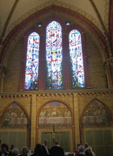 Foto vom Altarraum im Dom St. Petri in Bremen