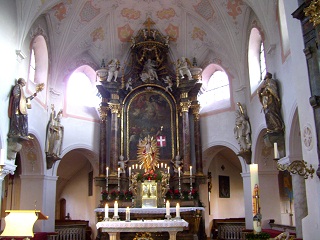 Foto vom Altar in Mariä Himmelfahrt in Buchloe