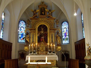Foto vom Altarraum in St. Nikolaus in Mitterndorf
