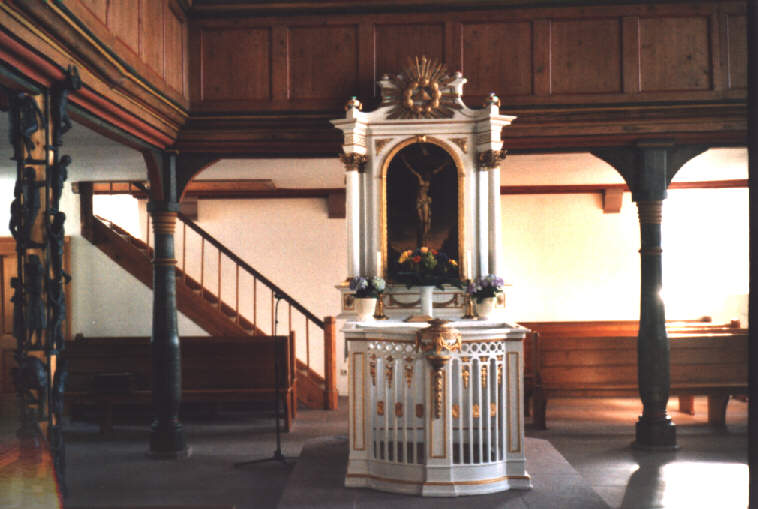 Foto vom Altar der evang. Kirche in Edelfingen
