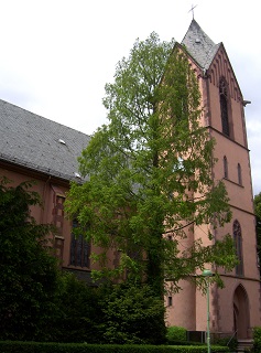Foto der Herz-Jesu-Kirche in Frankfurt/Main-Oberrad