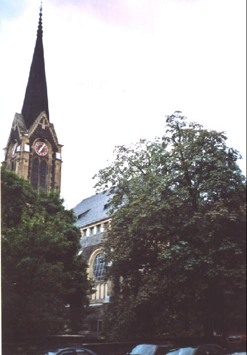 Foto der Petruskirche in Frankfurt