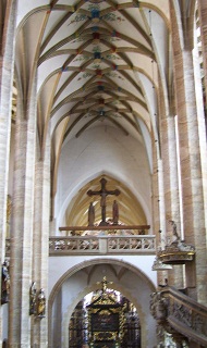 Foto der Kreuzigungsgruppe im Dom St. Marien in Freiberg