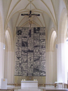 Foto vom Altarraum in St. Georg in Freising