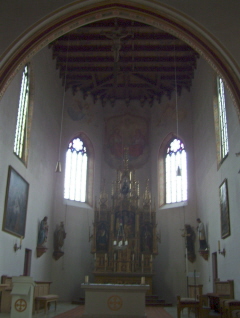 Foto vom Altar in St. Jakob in Freising