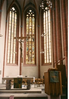 Foto vom Altarraum in evang. St. Marien in Homberg/Efze