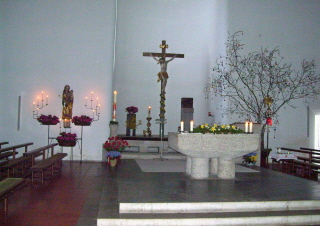 Foto vom Altar in St. Martin in Jettingen