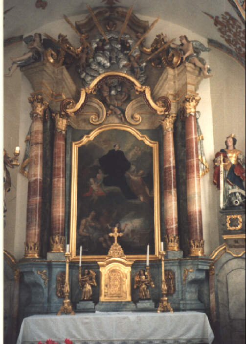 Foto vom Altar der St.-Leonhardskapelle in Burgau