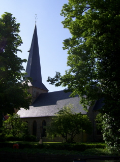 Foto der Apostelkirche in Gütersloh