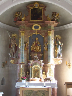 Foto vom Altar in St. Nikolaus in Haar