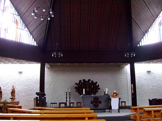 Foto vom Altarraum in St. Liborius in Bad Wildungen