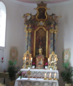 Foto vom Altar in St. Leonhard in Bocksberg
