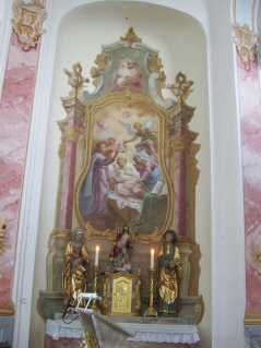 Foto vom linken Seitenaltar in St. Ottilia in Diemantstein