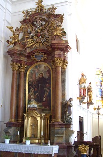 Foto vom linken Seitenaltar in St. Alban in Stillnau