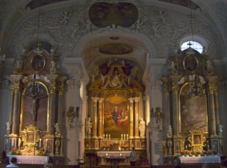 Foto vom Altarraum der Spitalskirche in Innsbruck