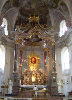 Foto vom Hochaltar der Basilika Wilten in Innsbruck