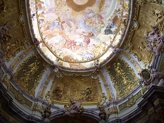 Foto vom Stuck in der Klosterkirche Weltenburg