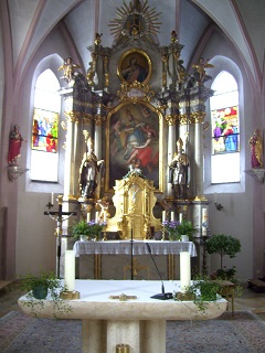 Foto vom Altar in St. Ulrich in Niederumelsdorf