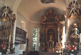 Foto vom Altar in St. Andreas in Memhlz