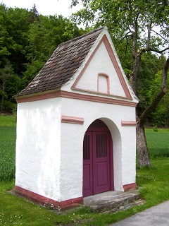 Foto der Kapelle St. Helena in Schambach