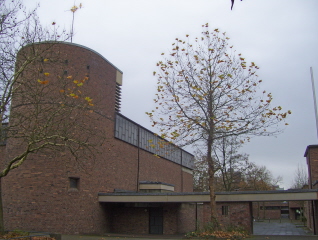 Foto von St. Adelheid in Köln-Neubrück