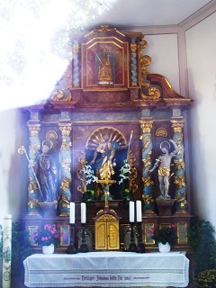 Foto vom Altar der St.-Jakobus-Kapelle in Hinterschellenbach