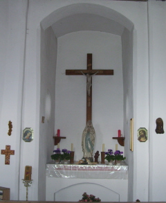 Foto vom Altar in St. Salvator bei Adelzhausen