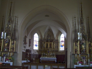 Foto vom Altarraum in Mariä Heimsuchung in Echsheim