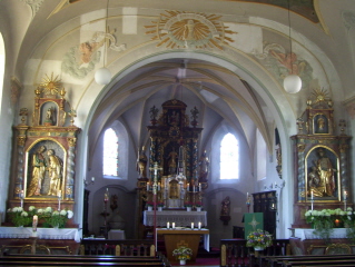 Foto vom Altarraum in St. Stephan in Hohenzell
