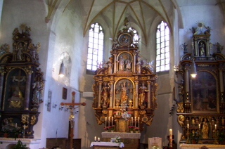 Foto vom Altarraum der Kirche Maria vom Siege in Oberwittelsbach