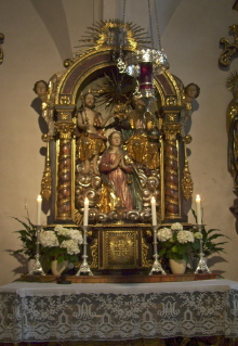 Foto vom Hauptaltar der Spitalkirche in Aichach