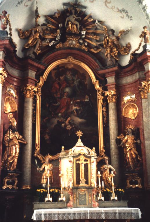 Foto vom Altar in St. Laurentius und Elisabeth