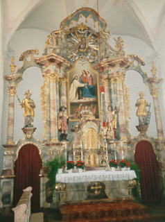 Foto vom Altar in St. Laurentius in Oberbaar