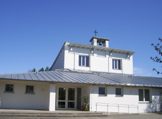 Foto der Zachäuskirche in Stätzling