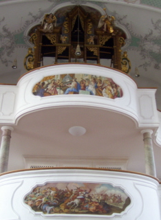 Foto der Orgelempore in St. Martin in Gabelbach