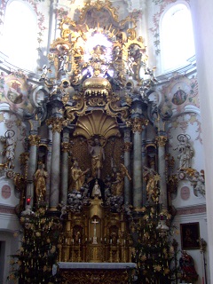 Foto vom Hochaltar in Maria Hilf in Klosterlechfeld